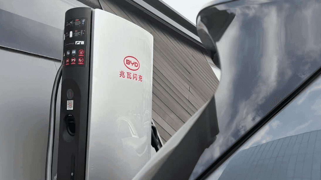 The BYD Megawatt Flash Charger